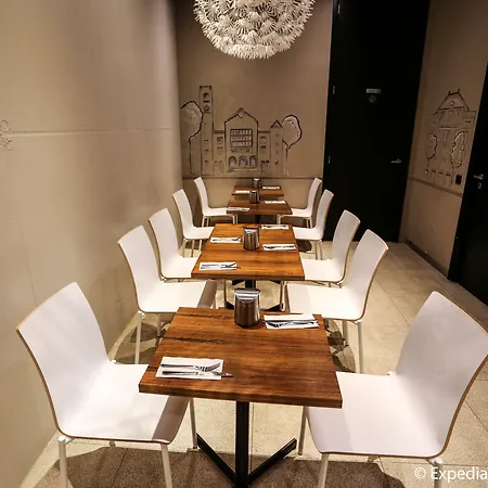 Hotel Cornelisz 3*