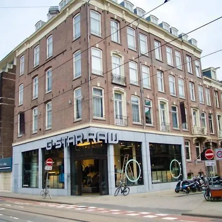 Hotel Cornelisz 3*