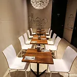 Hotel Cornelisz 3*